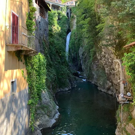 Il Masso Grasso Lake Como Нессо
